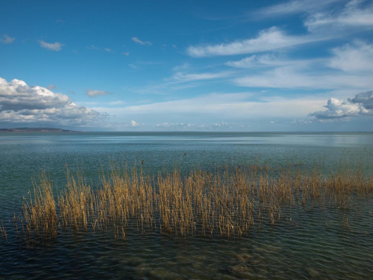 Pearl Home Balatonboglár Eksteriør billede
